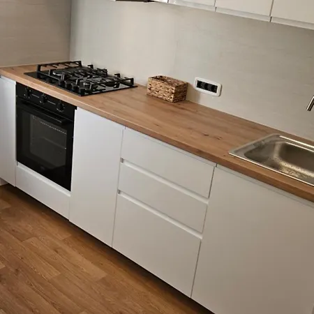 Paola Apartmán *