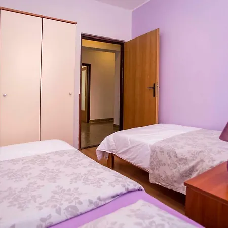 Paola Apartmán