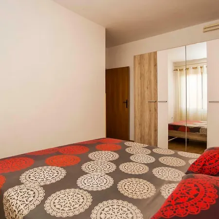 Paola Apartmán *
