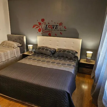 Apartment Paola *
